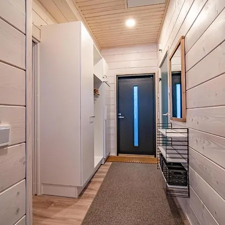 Pitkaekuusen Moekki דירה Äkäslompolo