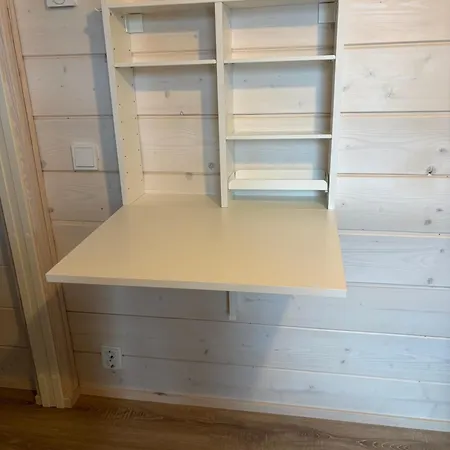 Pitkaekuusen Moekki * Äkäslompolo