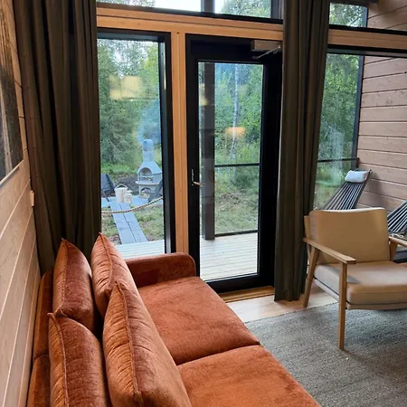 Pitkaekuusen Moekki Appartement *