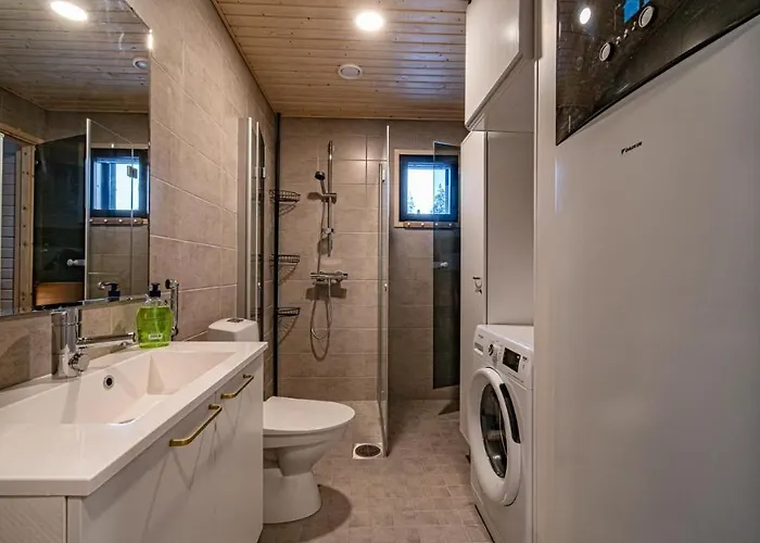 Lägenhet Pitkaekuusen Moekki Äkäslompolo