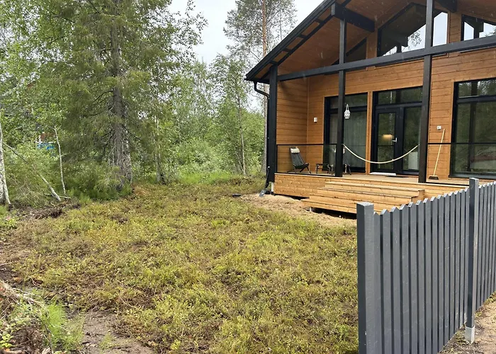 Pitkaekuusen Moekki Lägenhet